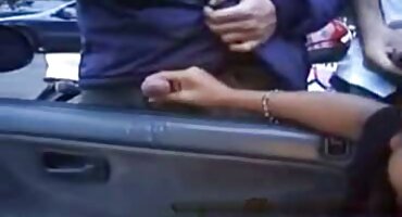 Na odmoru Gospodin prste supruge u porno filmovi grupni kupaći kostim u rupu