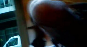 Luda djevojka fingering nogama maca i sex porno filmovi jebi muškarca