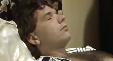 Supruga jebi crnac sa svojim dugim hard cock slobodni pornici