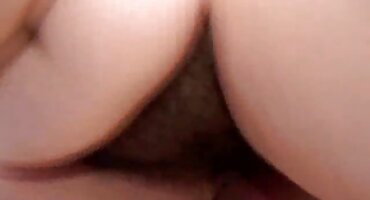 Crnka u porno filmovi grupni crnom kupaćem kostimu erotski undress