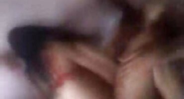 Nezasitan porno filmovi grupni momak fucks mama i pokćerka na red