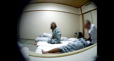 Hard penis Lovelace uvučen mladi prijatelj seks i porno filmovi