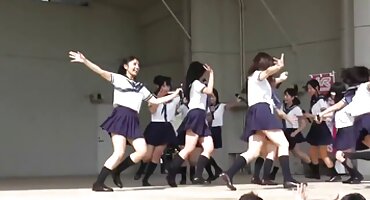 Batine veliki plus size romanticni porno filmovi na kauču