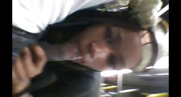 Prekrasna internet razvijena Pičke prelazi pornić seks na slavu