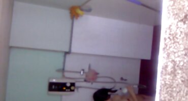 Došao je u pjenušavu kupku porno filmovi grupni svoje djevojke i jebeno je tamo ukusno