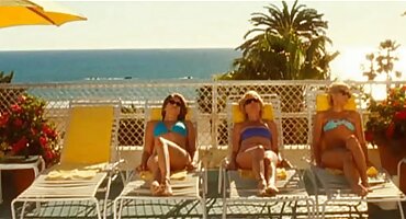 Prvi seks djevojka jebanje dildo uz najbolji sex filmovi zid