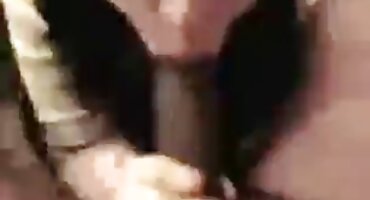 Djevojka u porno filmovi sortirani u kategorije crnom korzetu fucks sebe vibrator