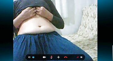 Teen masturbira pornić seks