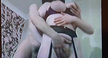 Djevojka se osjeća dobro od činjenice da gura prste u anus porno filmovi sortirani