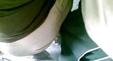 Teen domaci filmovi sex širi maca nježno masturbirati