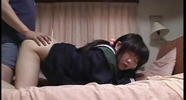 Masturbira na šanku prsata pokušava da se najbolji sexi filmovi sperma