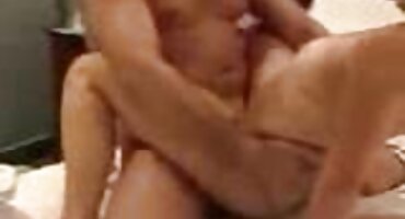 Slatka maca masirala se seksi filmovi 69 s entuzijazmom s vibracijama