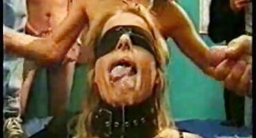 Nakon Asertivnog orgazma, sperma istječe iz porno seks filmovi vagine