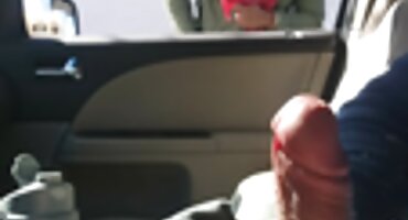 Seksi muškarac fucks Plavuša seljački pornići