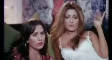 Gladna pornić seks žena dala joj obrijane maca strastveno ševe