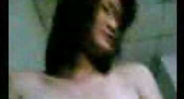 Šef pomiče sex porno filmovi joj gaćice i umeće mladi strasti