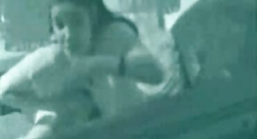 Nećak je domaci seksi film otišao teti na čaj i uspješno jebeno damu