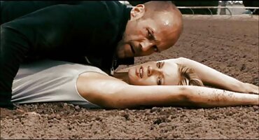 Čulan Mama chat veliki grupni porno filmovi mužnje u spavaćoj sobi