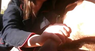 Senzualna crnka s prekrasnim poprsje putuje romanticni porno filmovi papar