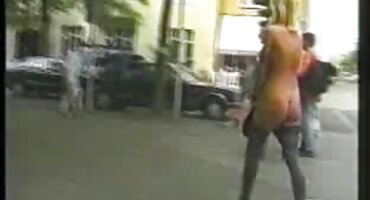 Djevojka se namazala kremom i pokazala dlakavu pukotinu najbolji sex filmovi